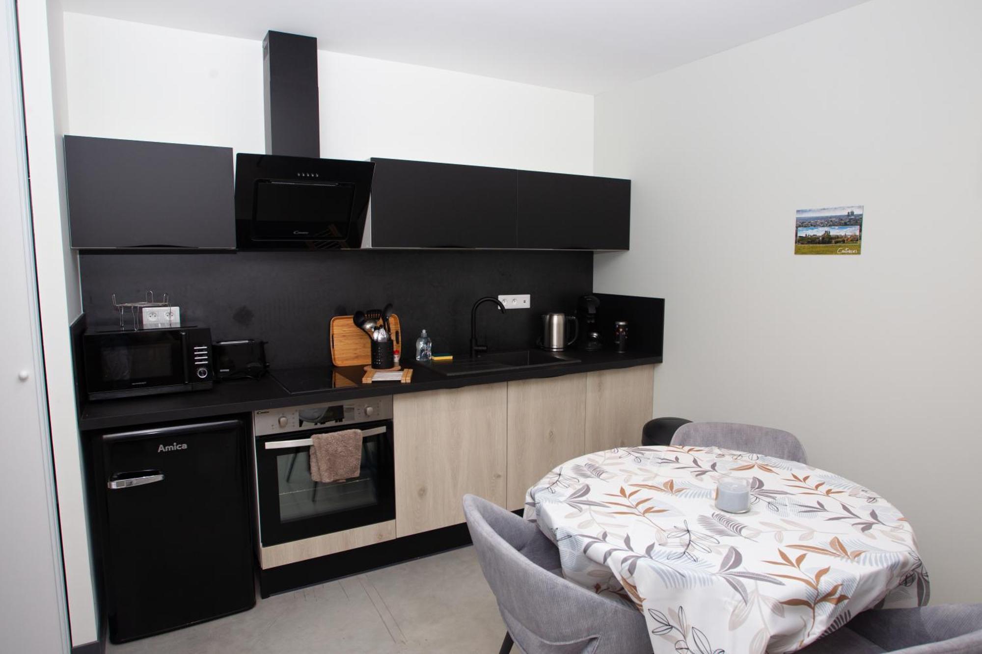 Appart Hotel Кутанс Екстериор снимка
